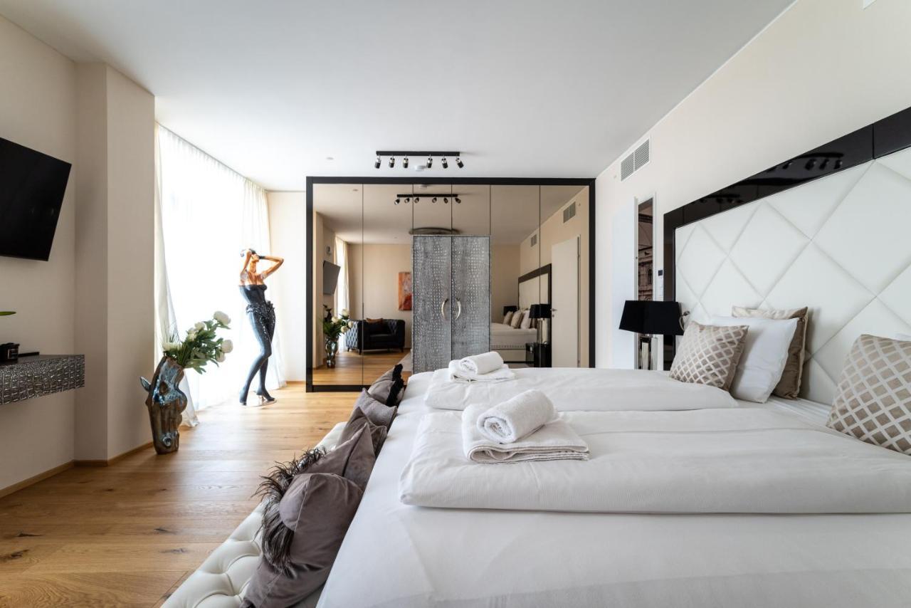Exclusive 2Br Skyline Penthouse By Hm Viena Exterior foto