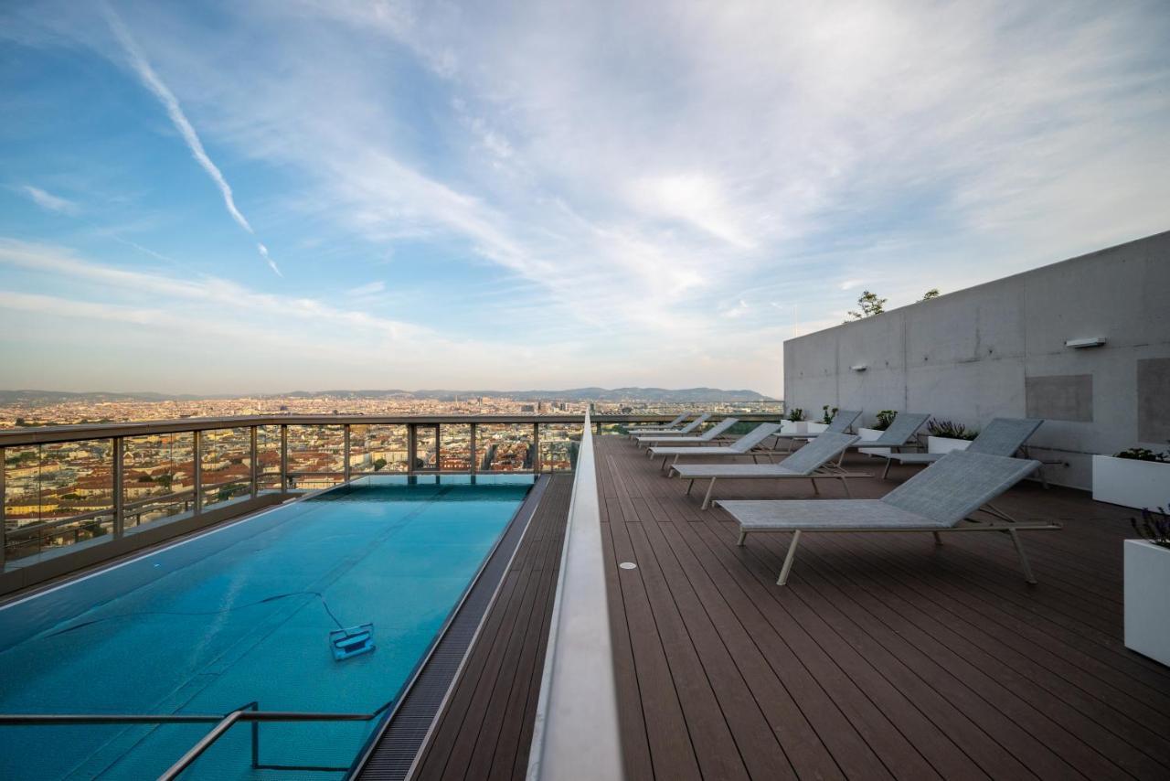 Exclusive 2Br Skyline Penthouse By Hm Viena Exterior foto