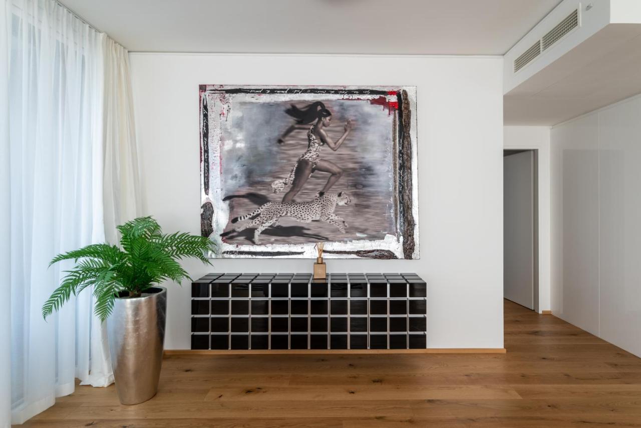 Exclusive 2Br Skyline Penthouse By Hm Viena Exterior foto
