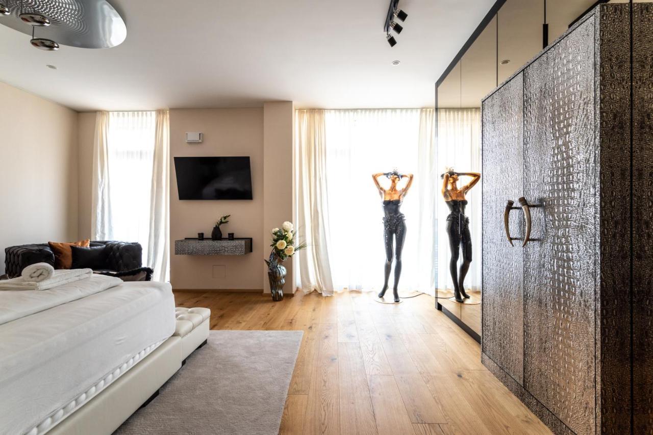 Exclusive 2Br Skyline Penthouse By Hm Viena Exterior foto