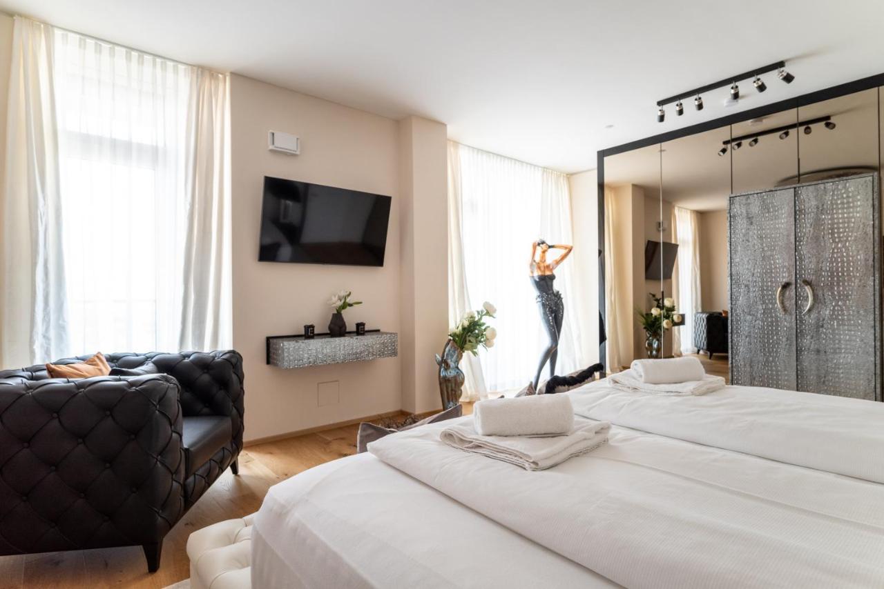 Exclusive 2Br Skyline Penthouse By Hm Viena Exterior foto