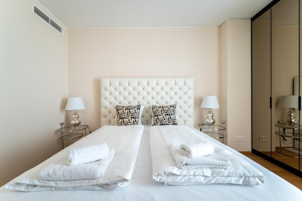 Exclusive 2Br Skyline Penthouse By Hm Viena Exterior foto